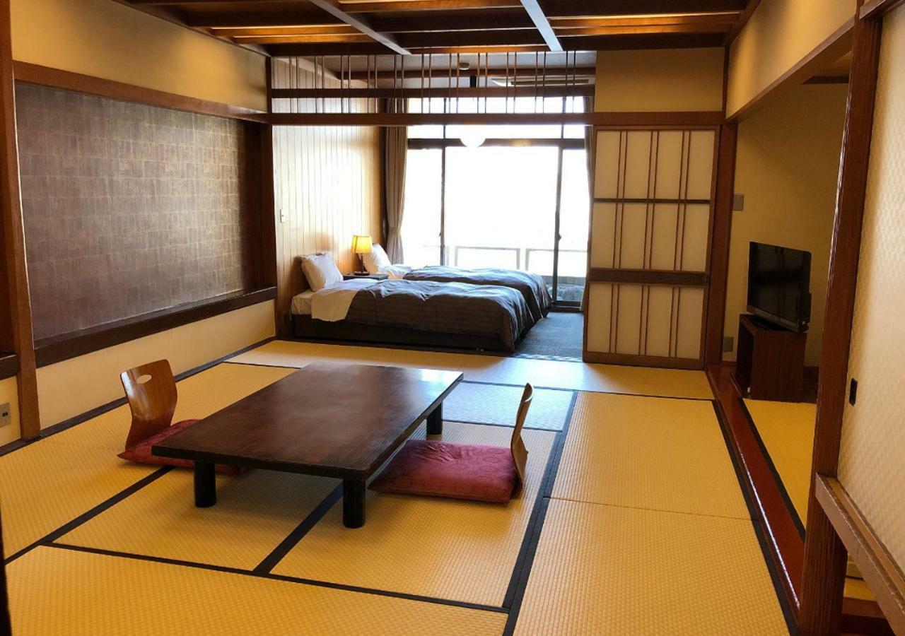 ホテル 金城館 熱海市 エクステリア 写真