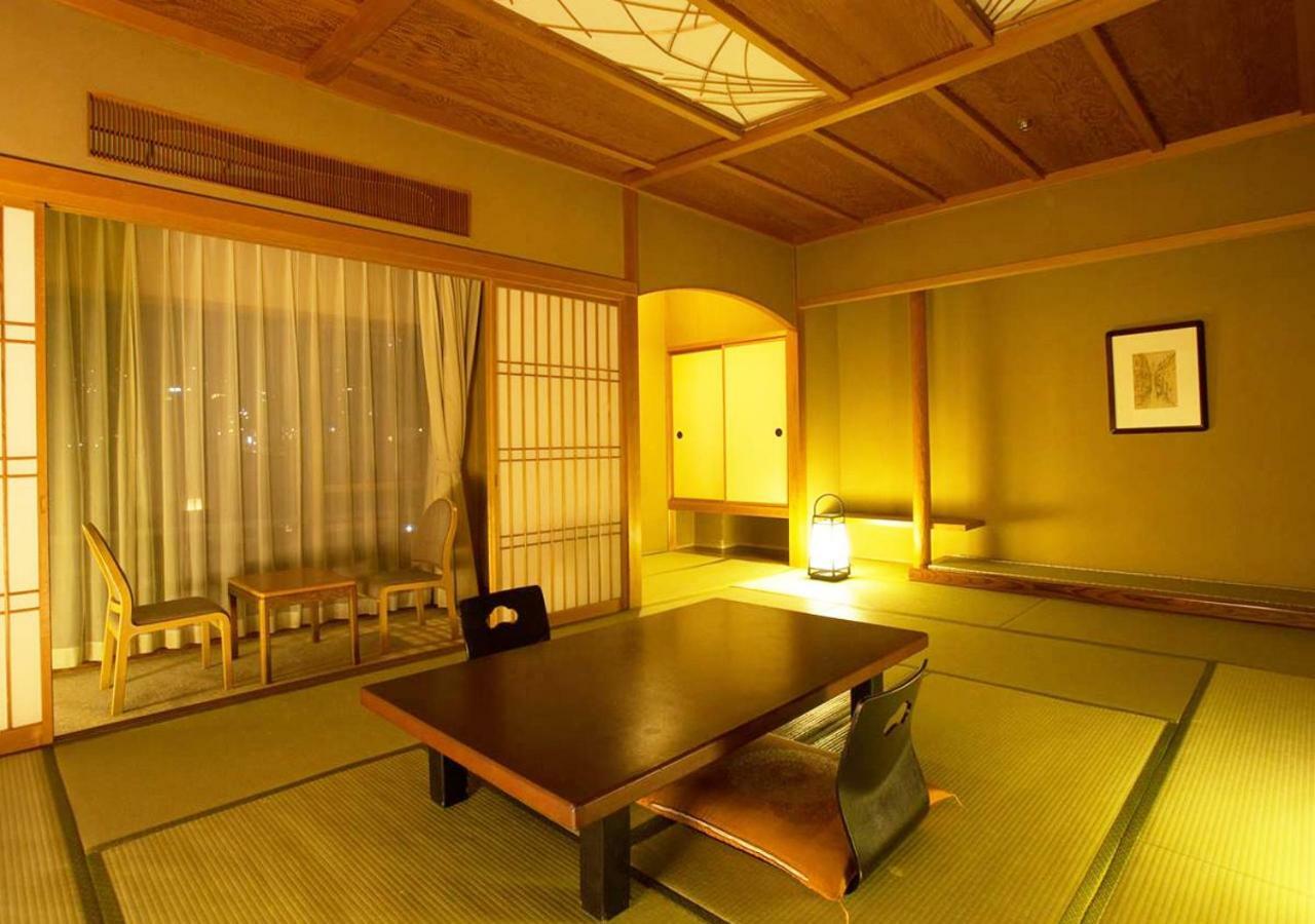 ホテル 金城館 熱海市 エクステリア 写真